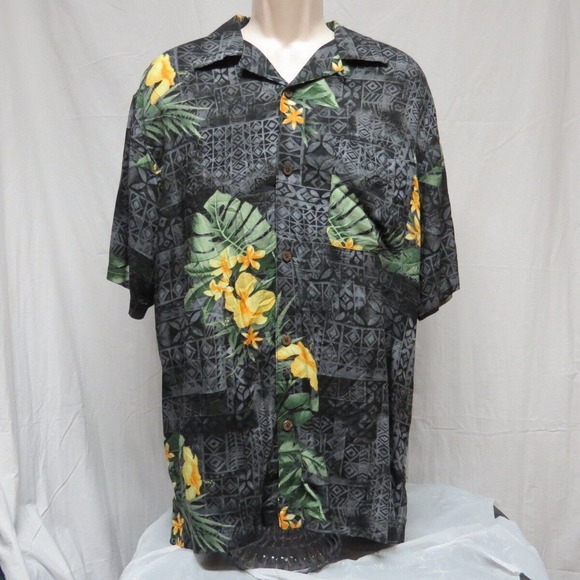Caribbean Joe Other - Caribbean Joe Hawaiian Style Black with Yellow Flowers Shirt -‎ Size L